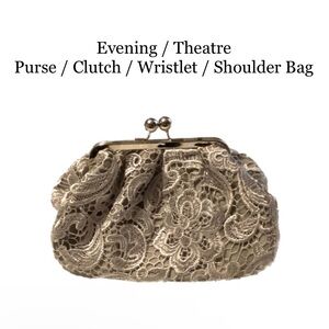 5/$15💥 Theater Clutch Framed Butterfly Crochet Chain Wristlet Purse Evening Bag